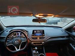 نيسان ألتيما